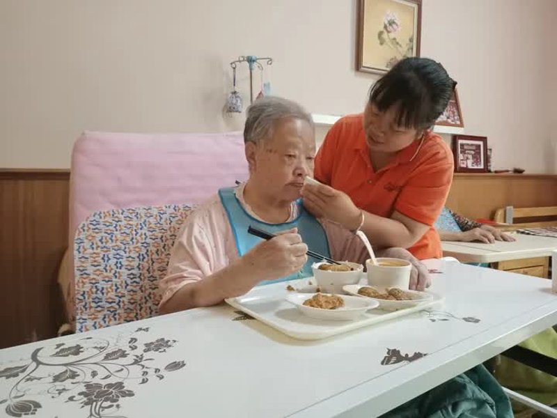 胡凯理发：技巧与经验的完美融合